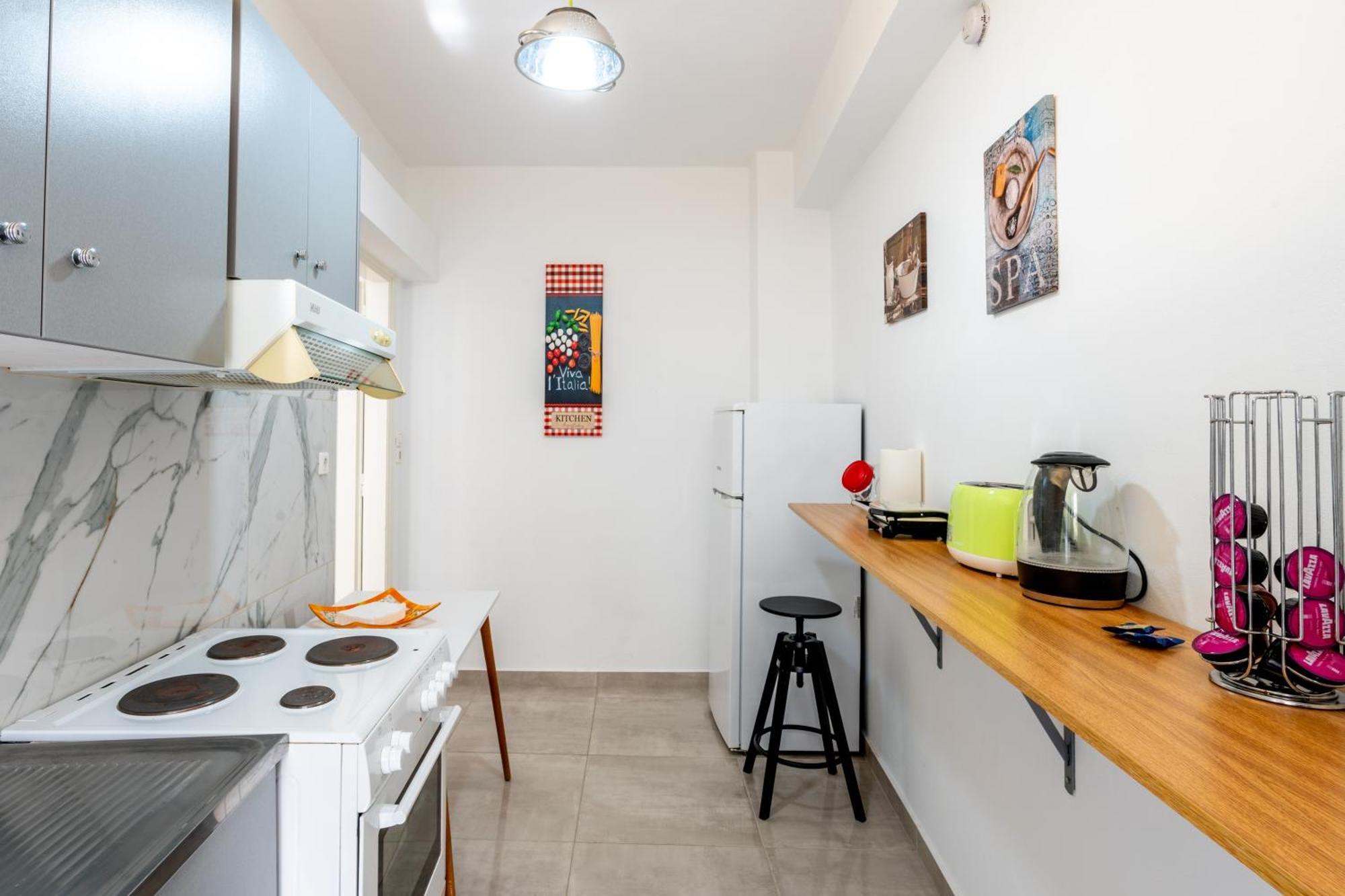 Psiri Gem From In Vivo Apartments- Spacious 1St Floor Apartment With Balcony In Athens' Historic Center Luaran gambar