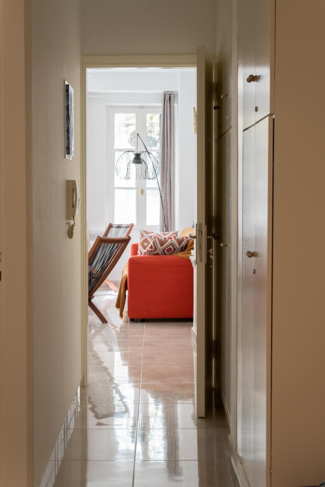 Psiri Gem From In Vivo Apartments- Spacious 1St Floor Apartment With Balcony In Athens' Historic Center Luaran gambar
